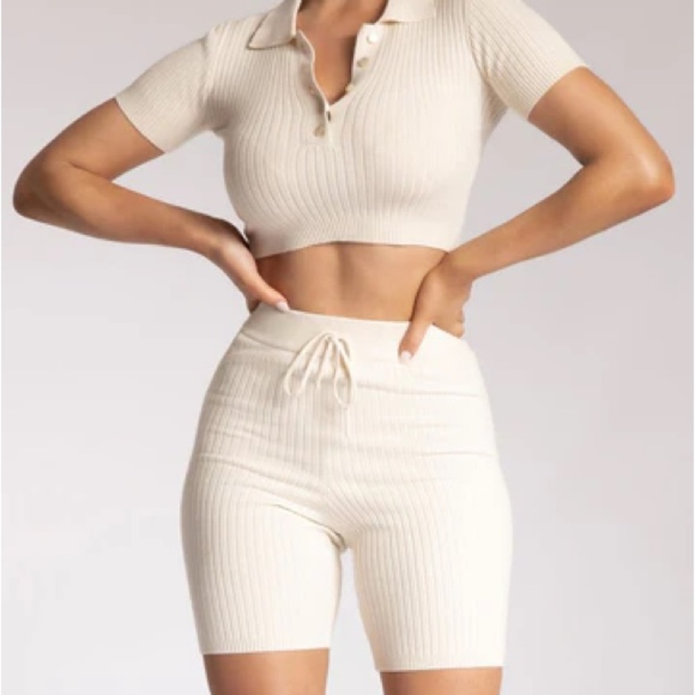 MESHKI Vikki Rib Knit Bike Shorts Cream Size L NEW